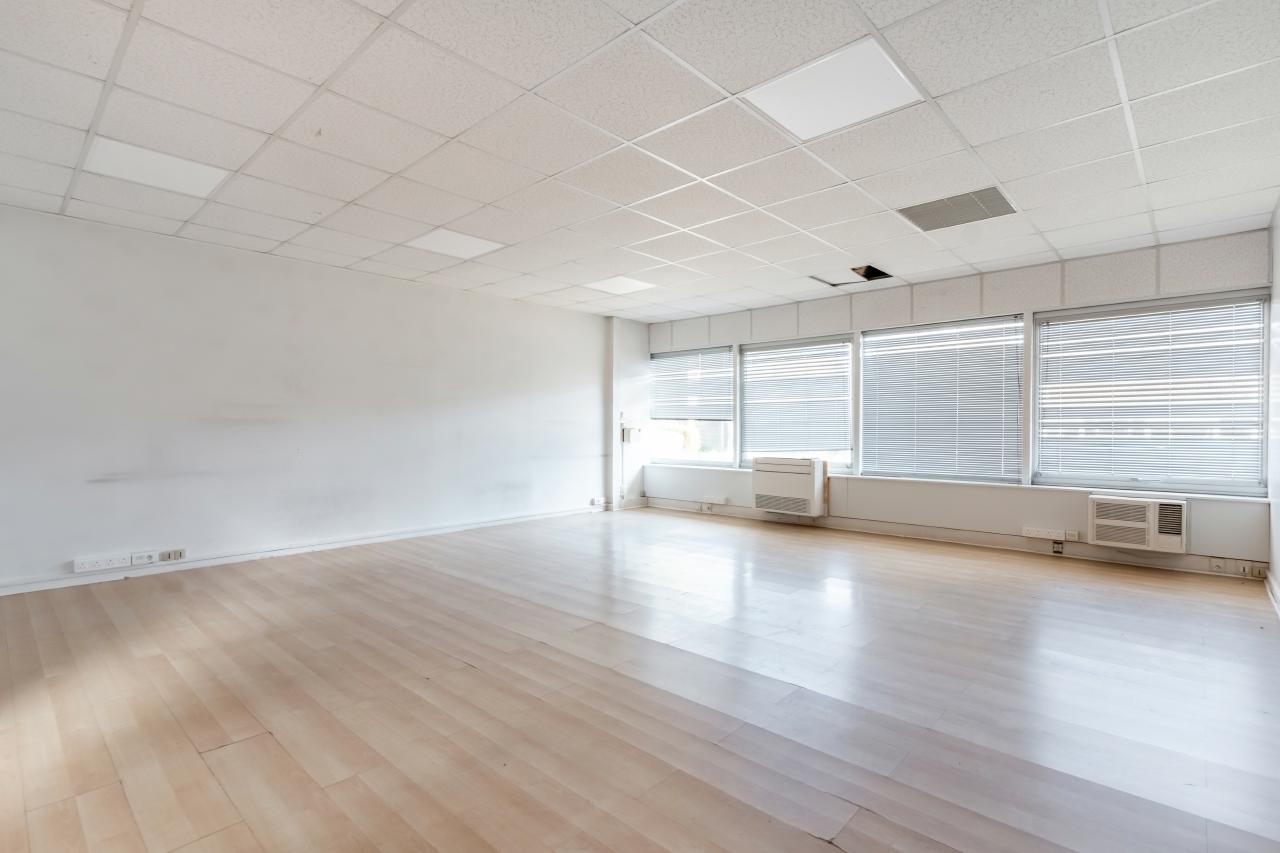 Local d'activité Trappes 838m² Location local d'activité Trappes Yvelines OLACT2001503 10
